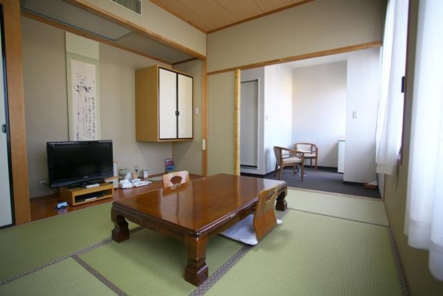 Hotel Verfort Hyuga Buitenkant foto