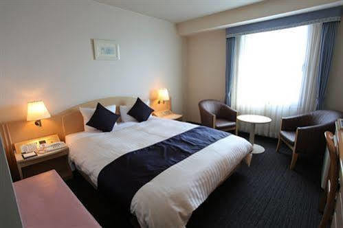 Hotel Verfort Hyuga Buitenkant foto